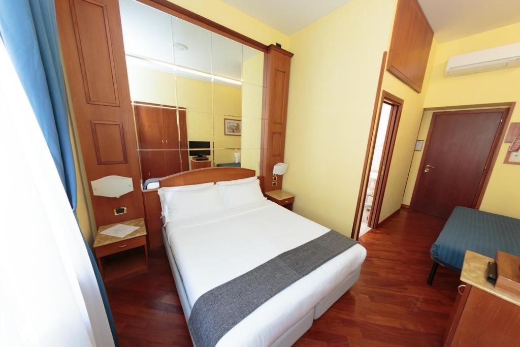 3Rd Floor 69 Manin Street 호텔 로마 외부 사진
